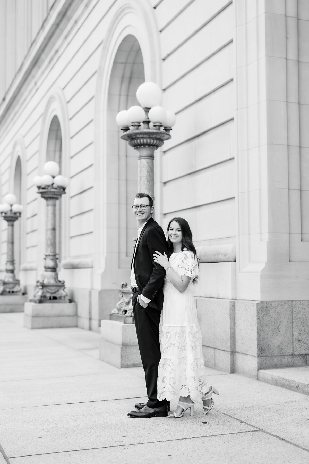 kasia-sickau-photography-cincinnati-wedding-photographer-liz-andrew-engagement-session-over-the-rhine199
