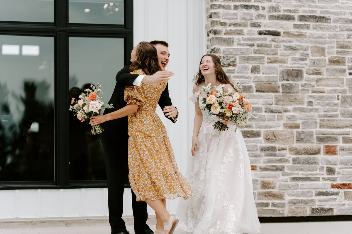 kraber-the-gathering-grounds-iowa-wedding-123