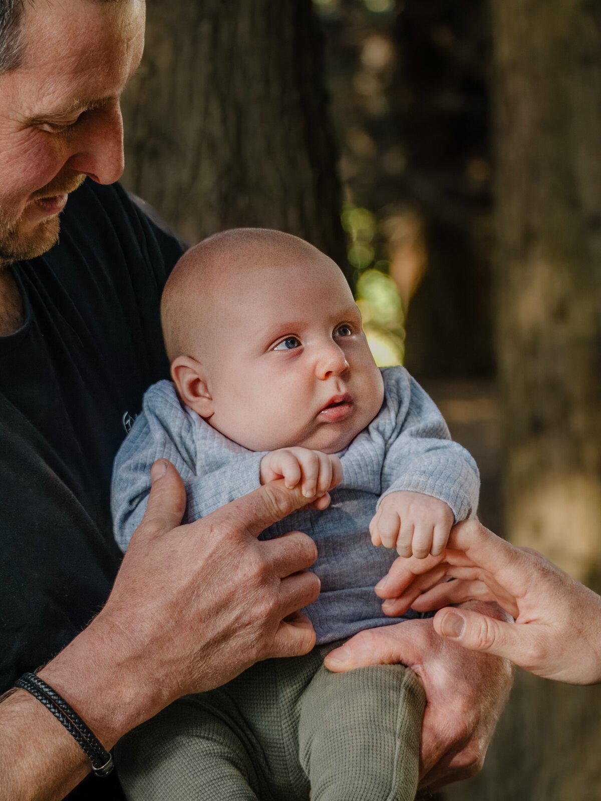 autumn-forest-family-portrait-session-4