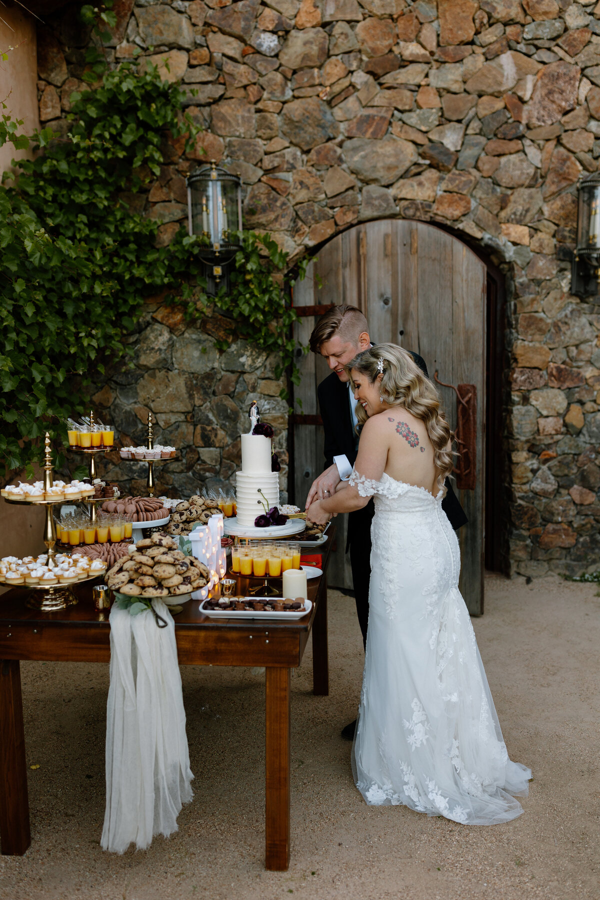 C+J_PREVIEWS_KAYLAESPARZAPHOTOGRAPHY-136