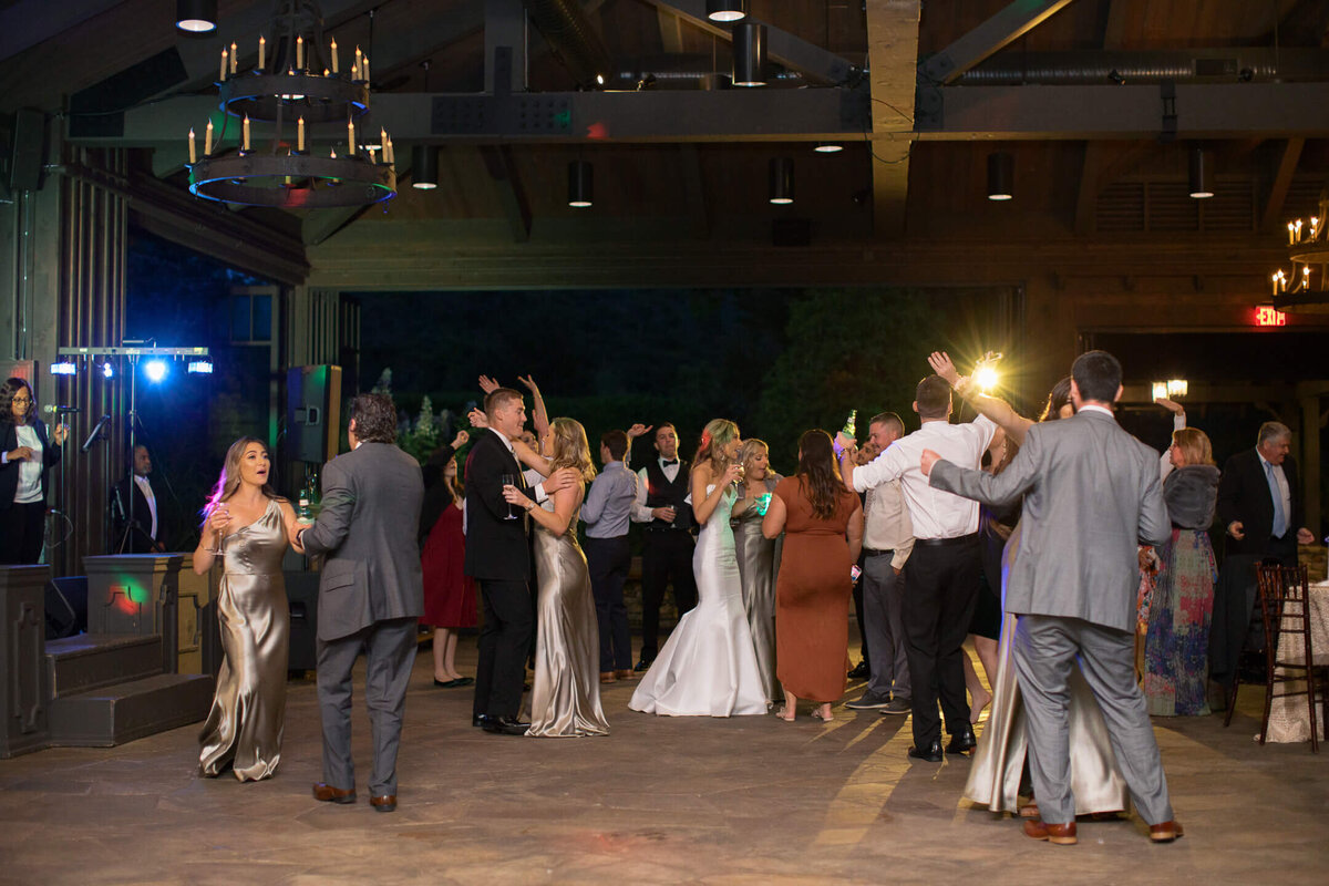 Old-Edwards-Inn-Wedding-154