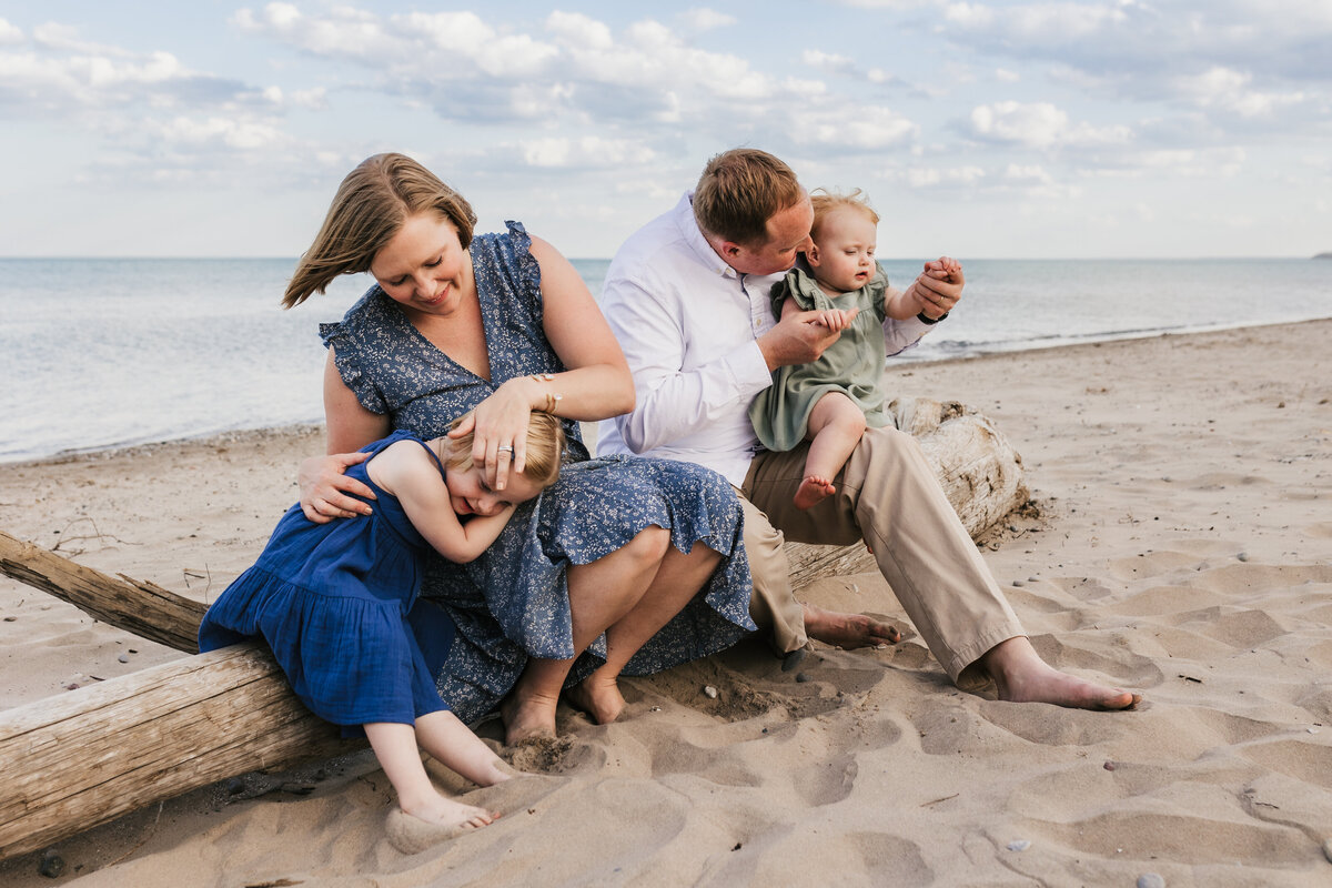 Mequon WI family photographer, Mequon WI maternity photographer, Mequon WI newborn photographer