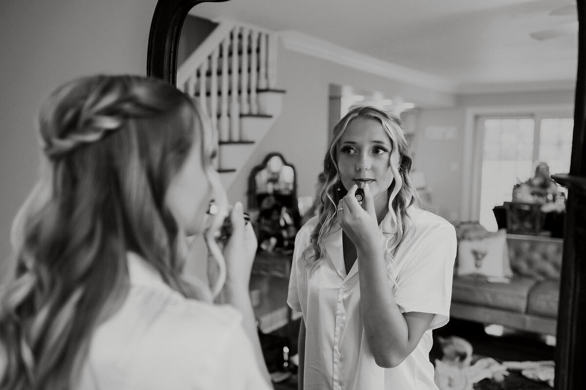 EmilyD'AngolaPhotography-The Vale Royal Barn Fenton Michigan- Couple and Wedding Photographer- June Summer Wedding5