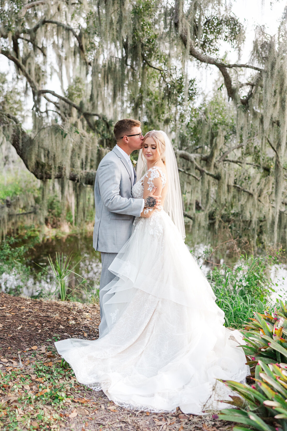Florida-Rustic-Barn-Wedding-Karisa-Denae-Photography-m-22