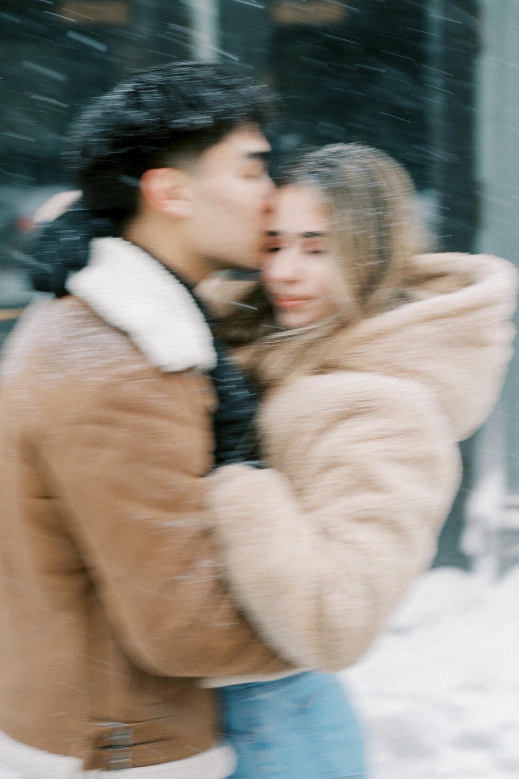 E10-Winter-snowy-engagement-photoshoot-in-Toronto-Zhan-and-Tina-2025-02-16-2500px-1036
