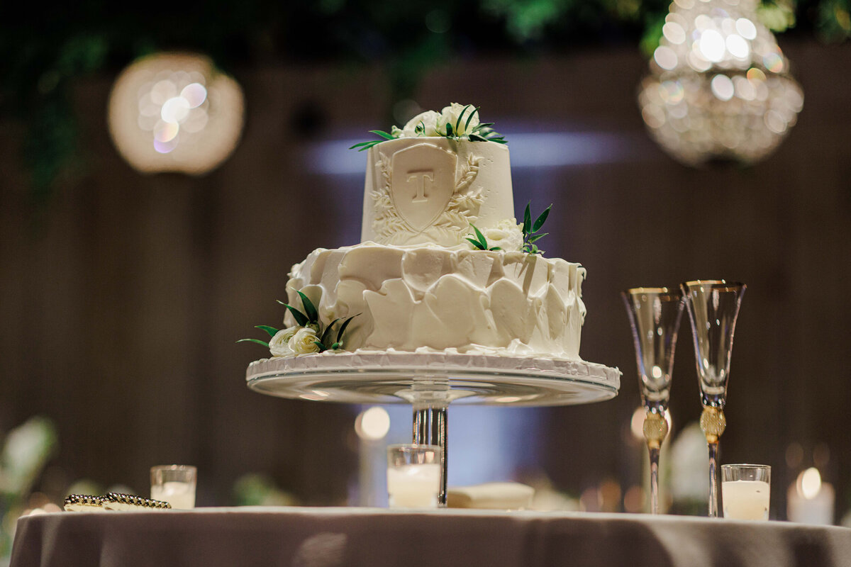 white-wedding-florals-51