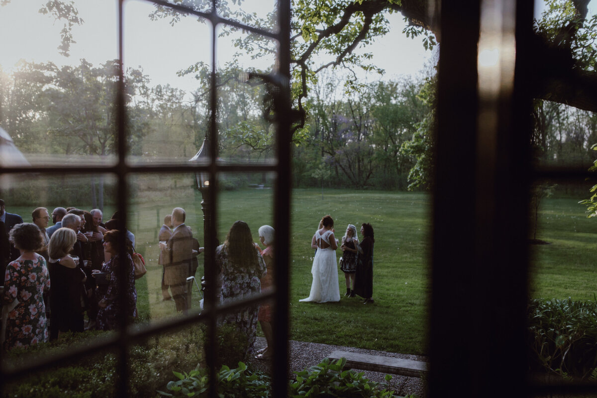 CHICAGO-WEDDING-PHOTOGRAPHY-BY-MEGAN-SAUL-PHOTOGRAPHY (1 of 1)-24