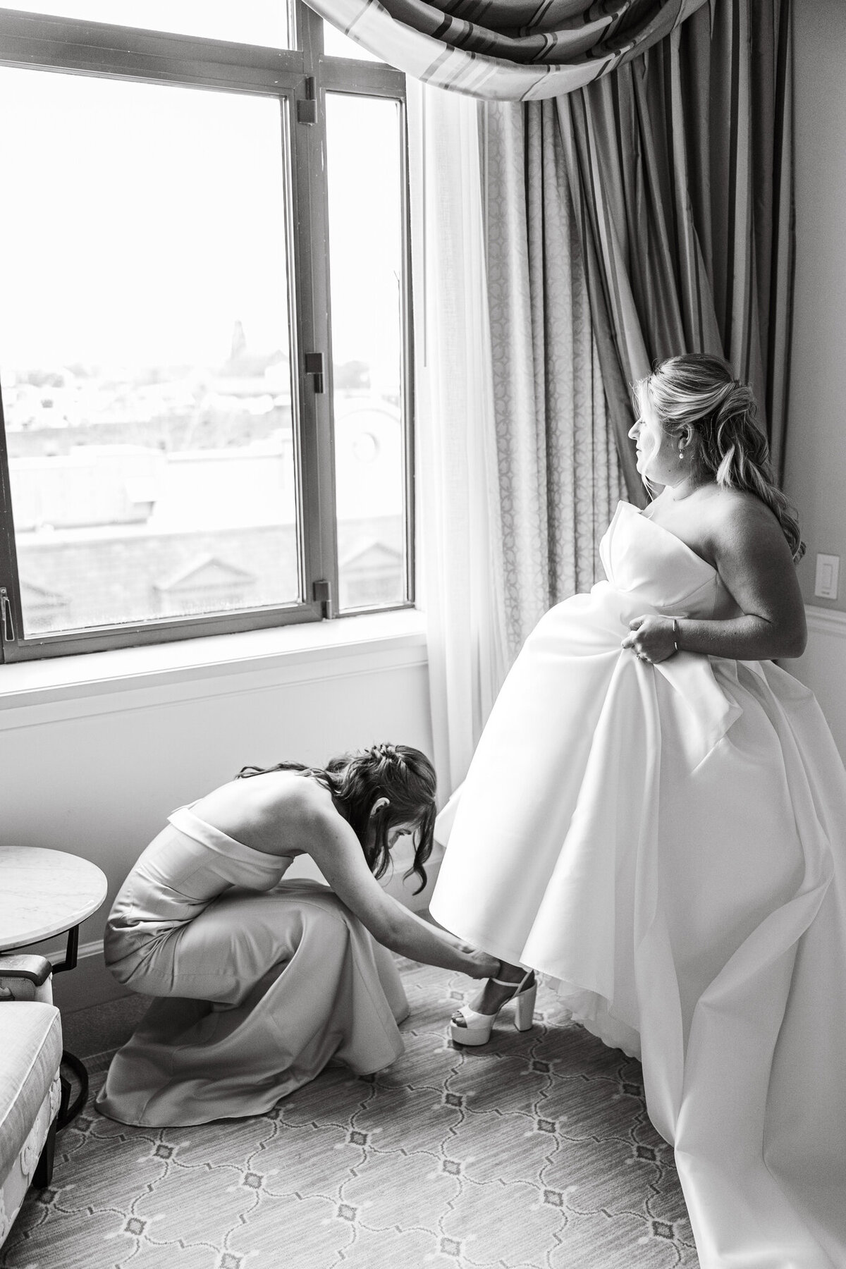 Elizabeth + Erik  Ladies Getting Ready-43