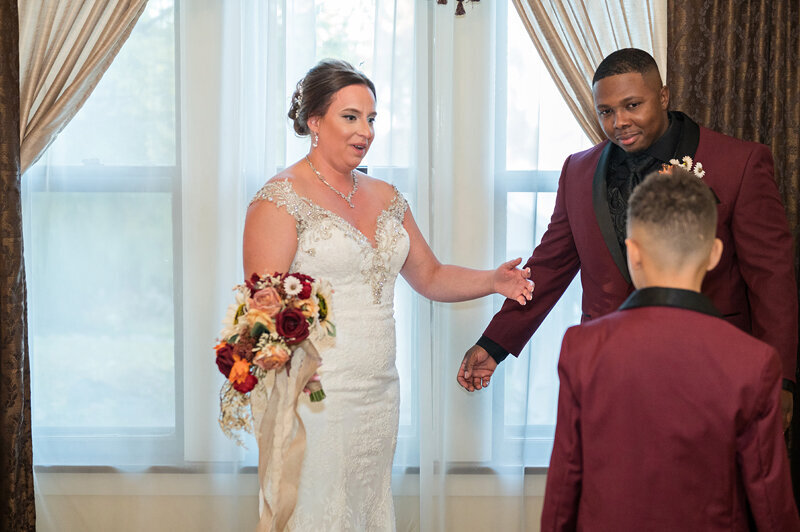 Detroit Wedding Photographer Victoria Wedding Chapel-046