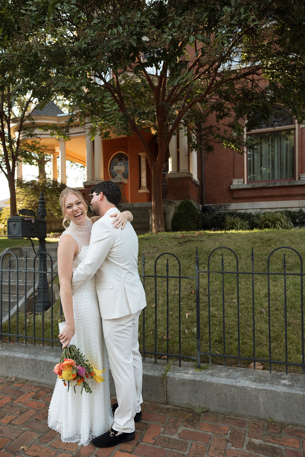 5-bride-and-groom-laughing-nashville-wedding