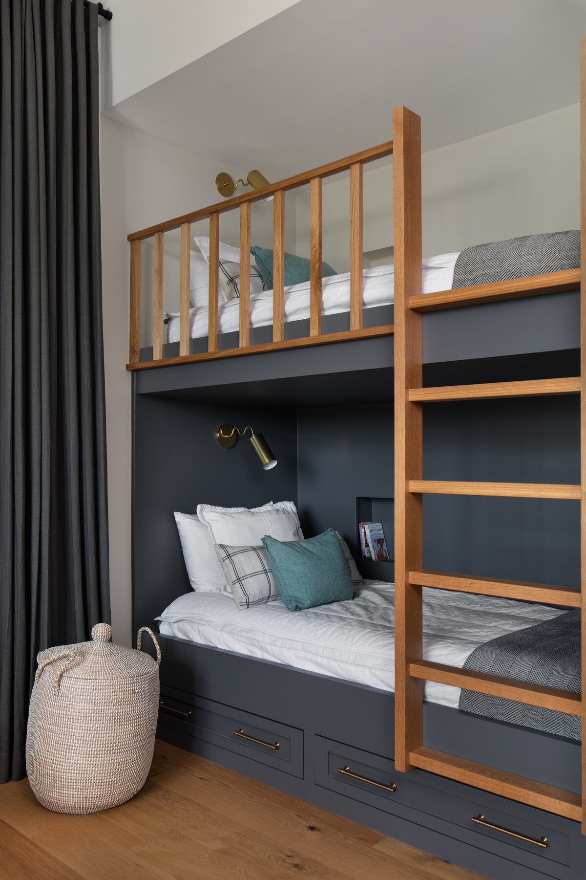 Mount-Gainor-Rd-DrippingSpringsTX-2025-12