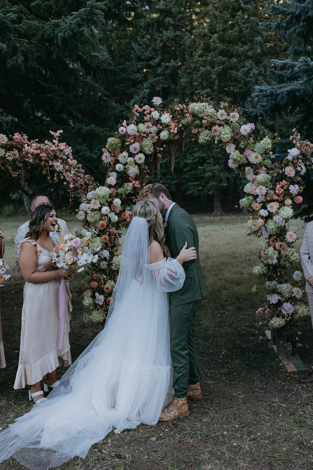 evergreen-colorado-colorful-wedding-photography-rachel-artime-photo-9481