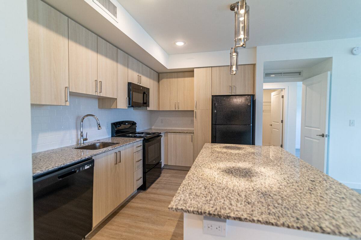 062524BERKELYPALMBEACH-98