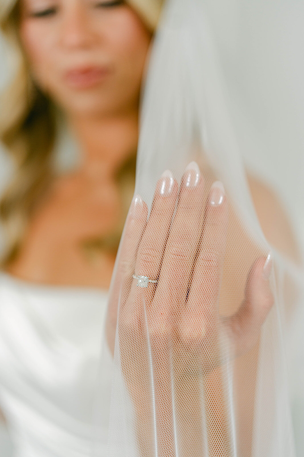 Lauren and Conner - Hotel Carmichael Wedding - Alison Mae PhotographyAMP06718
