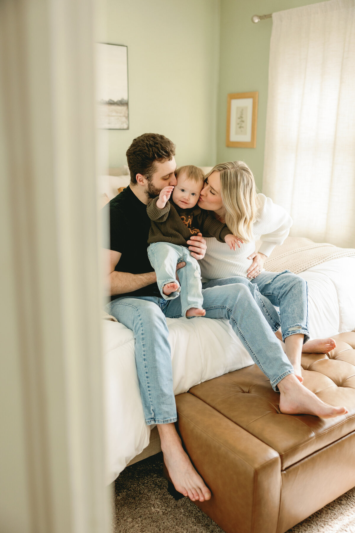 pregnancy-announcement-lifestyle-session-30
