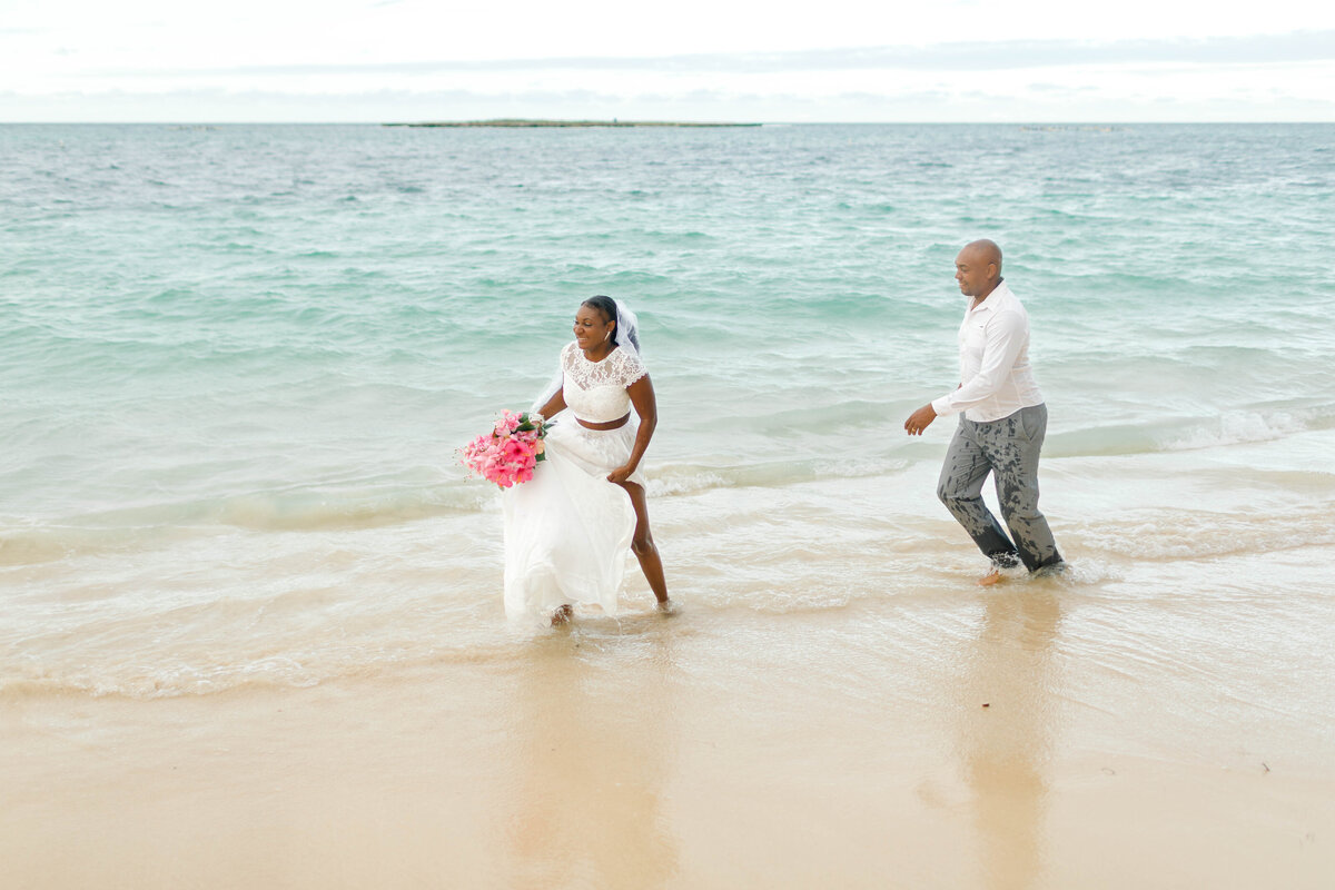 Beach Elopement (50 of 57)
