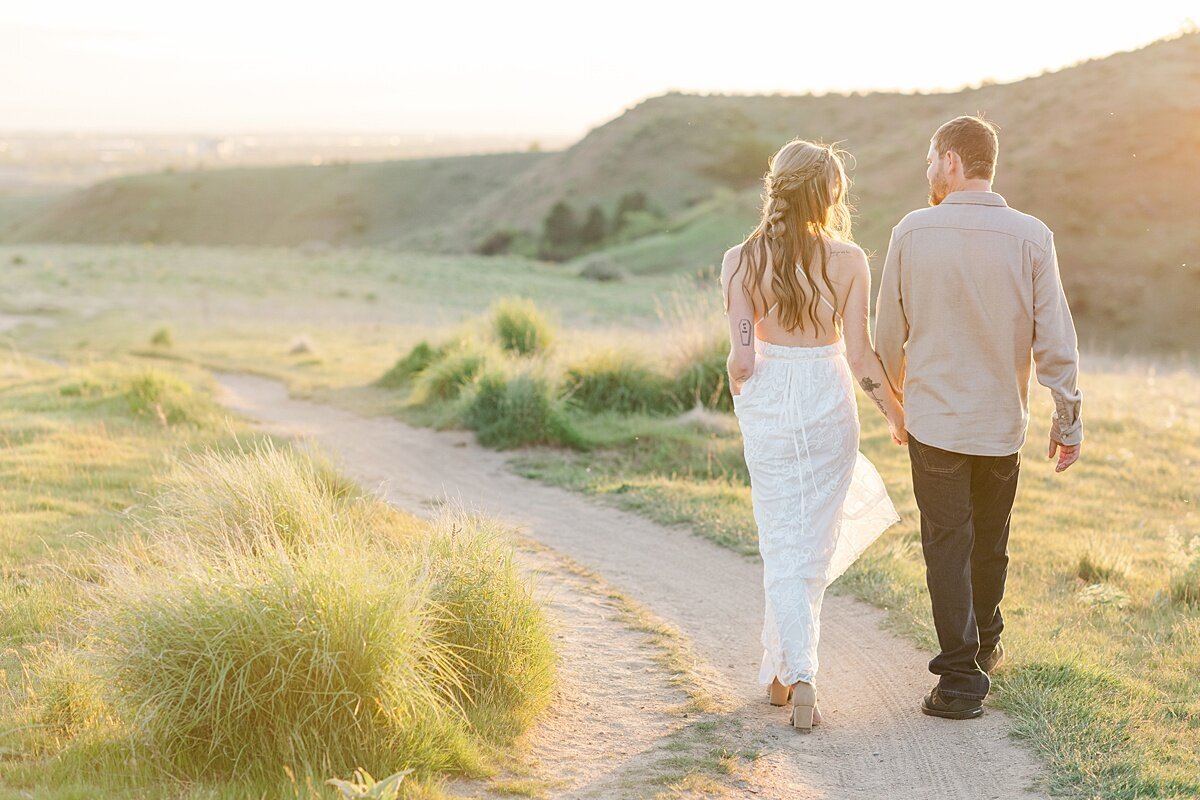 Boise-foothills-engagement-session-military-reserve-7