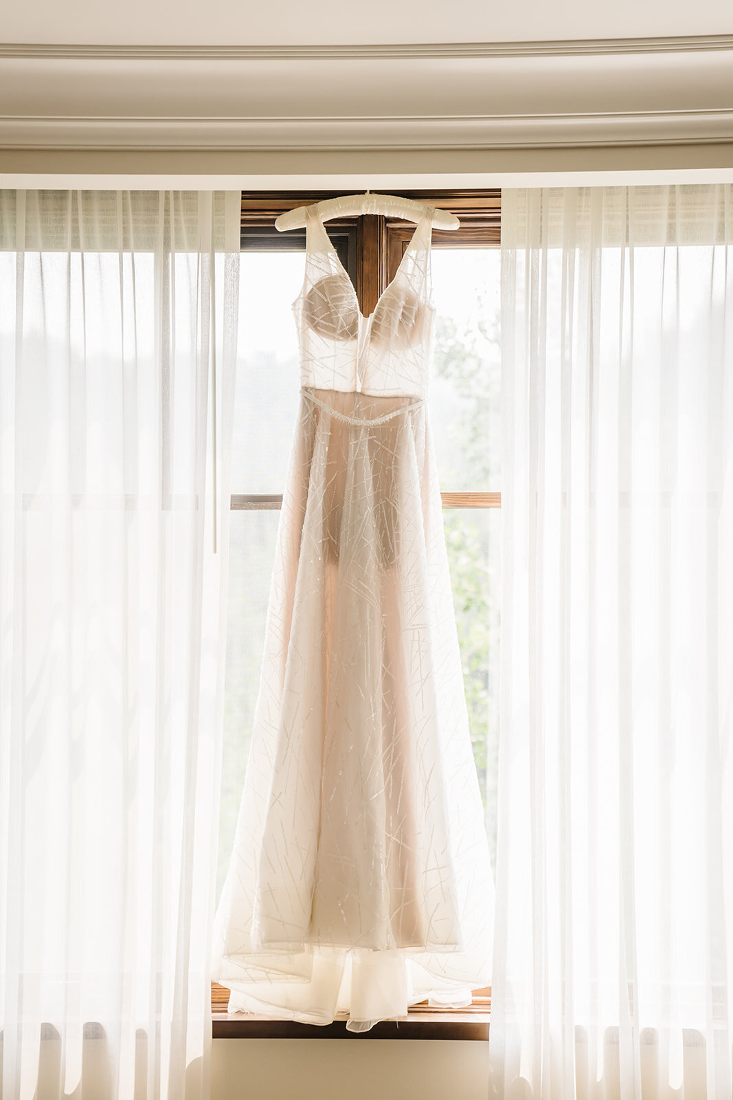 blue-sky-ranch-mountain-summer-utah-wedding-logan-walkerphoto-368L-1098