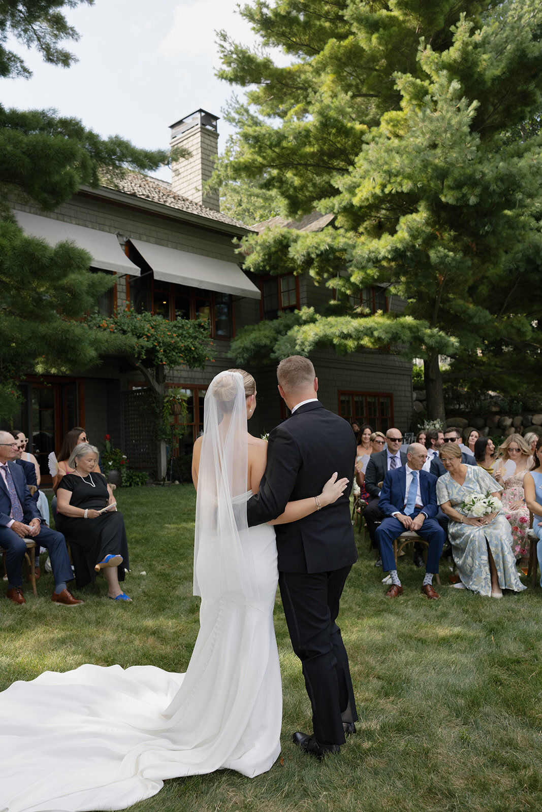 loui_photography_wayzata_intimate_wedding_jules_matt_-69