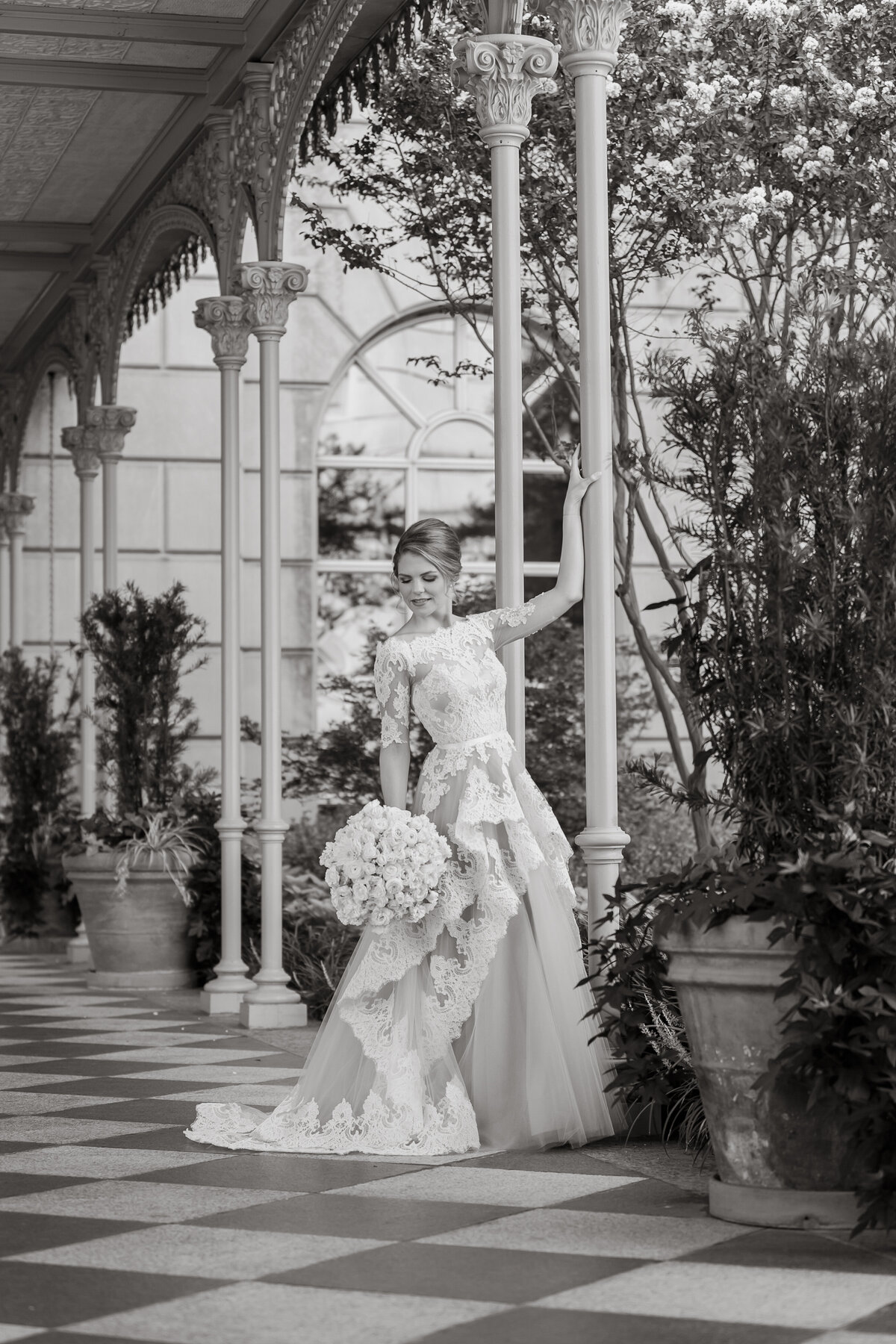 Bridal portraits at hotel crescent dallas