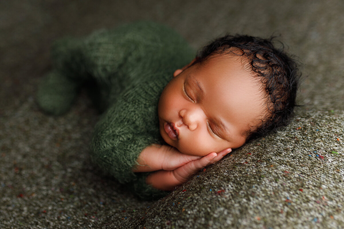 McDonough newborn photographer, Atlanta Newborn Photographer, Fayetteville newborn Photographer, Peachtree city newborn photographer, Hampton ga newborn photographer, marietta ga newborn photographer