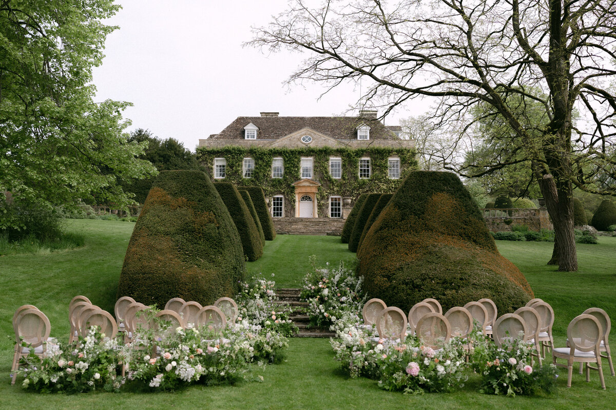 UK wedding florist 