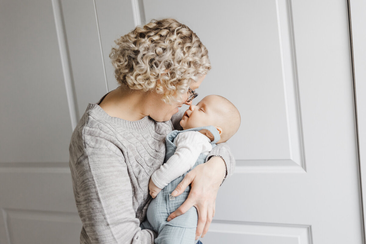 Toronto-Newborn-Photography-in-home-37