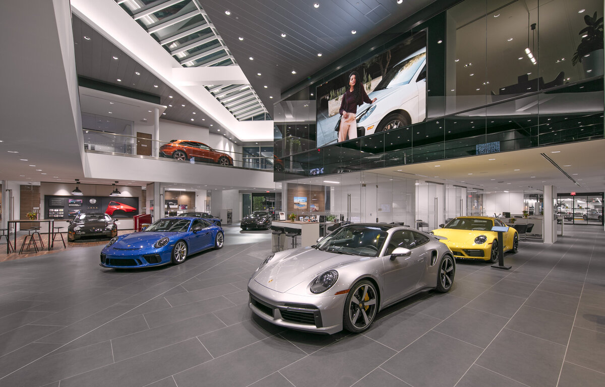 PorscheWoodlandHills_10