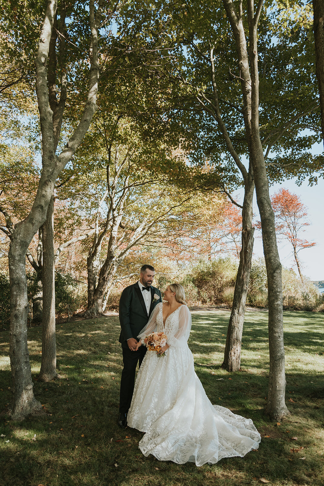 ANDREA-NICK-FALL-PECONIC-BAY-YACHT-CLUB-WEDDING_PHOTOS_BY_MARIA_B_LUNG_0254
