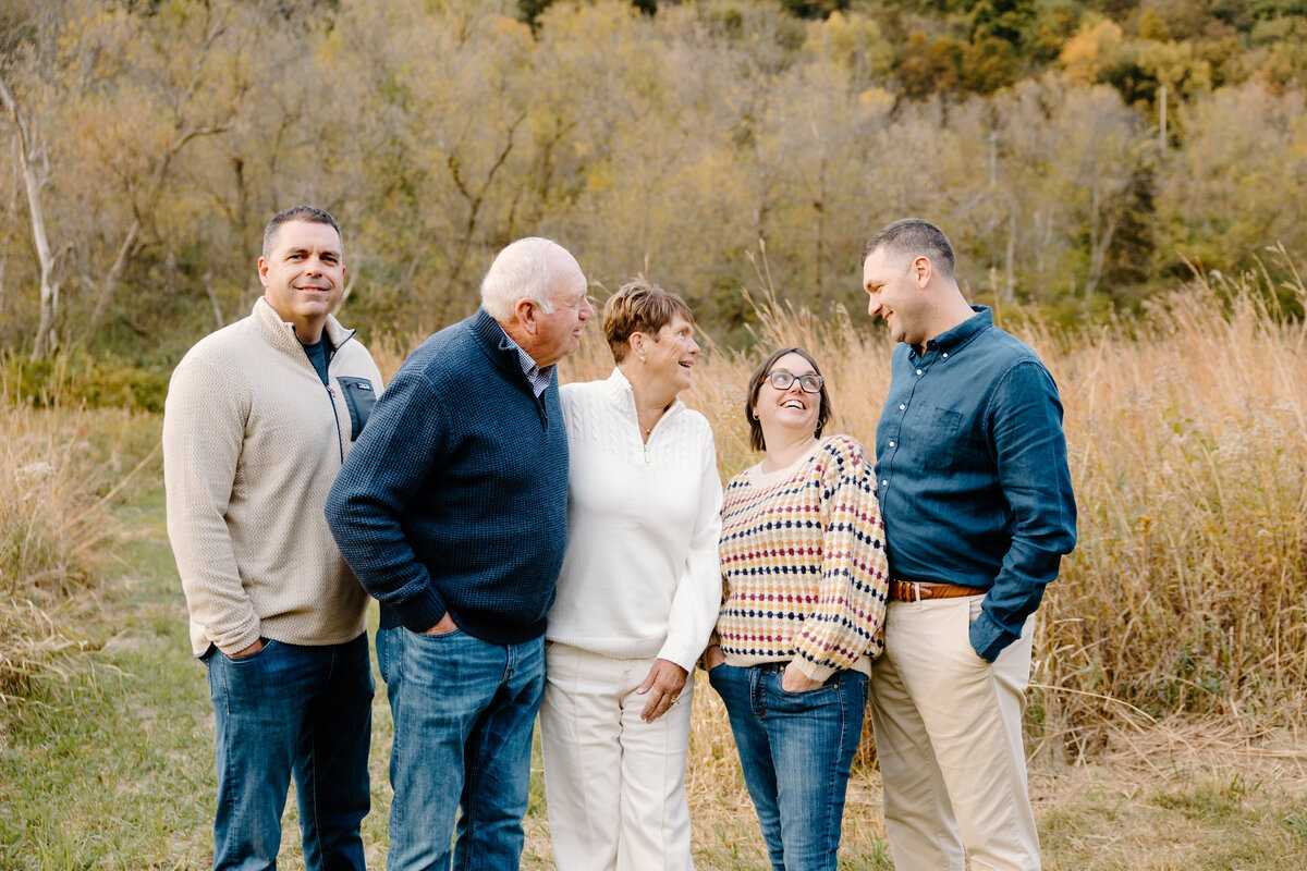 christina_ney_photography_wedding_engagement_lifestyle_photographer_dubuque_iowa_wedding_planning_assistance_adventurous_bold_laidback Family Photography36