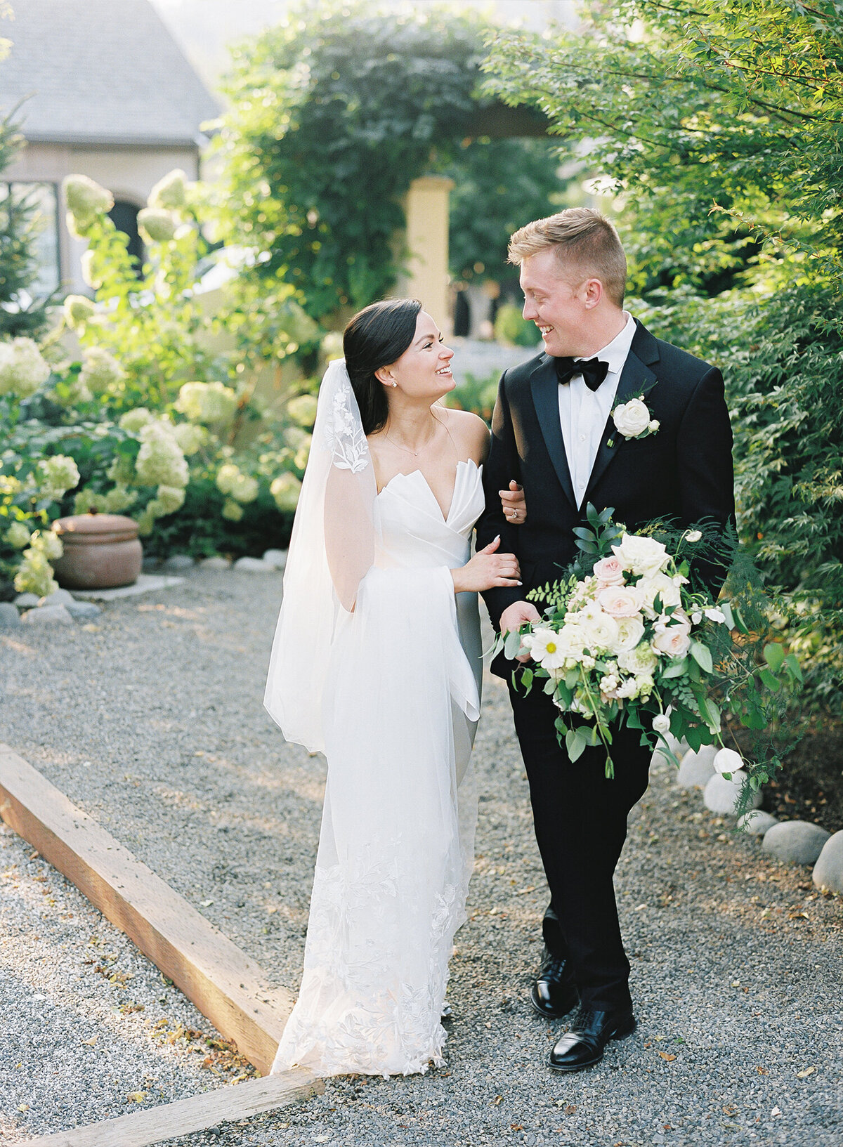 The Manor House at Pleasant Beach Wedding on Film - Fine art - Seattle Wedding Phtoographer - Light and airy - 53