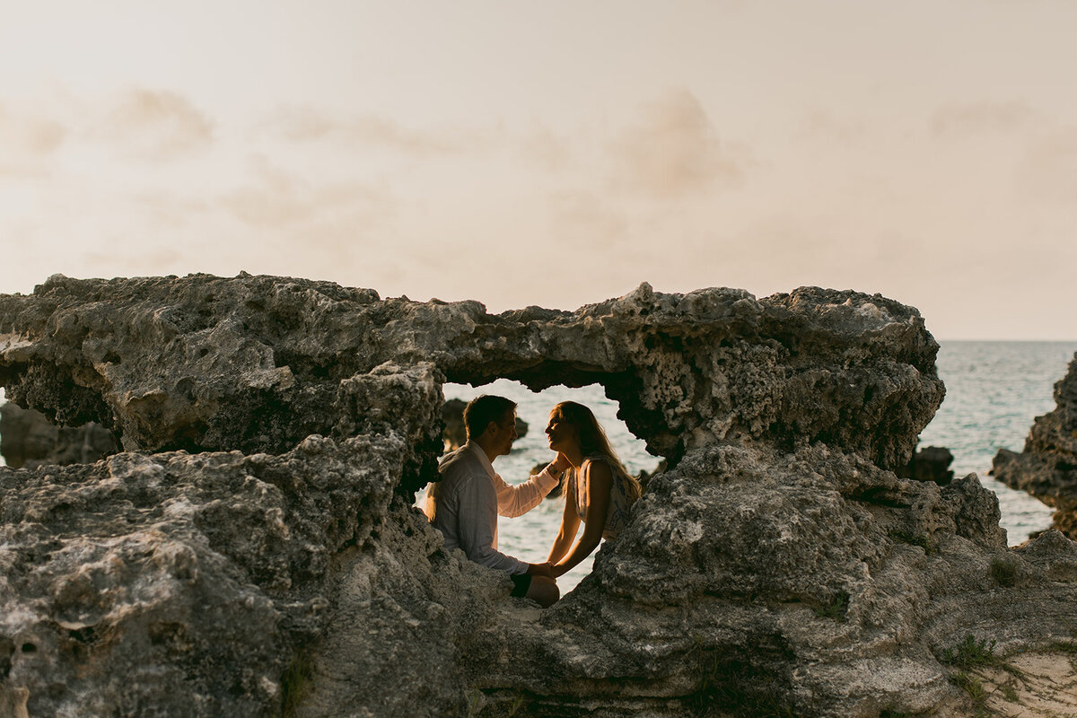 Tobacco-Bay-Couples-Sunset-Photos-1