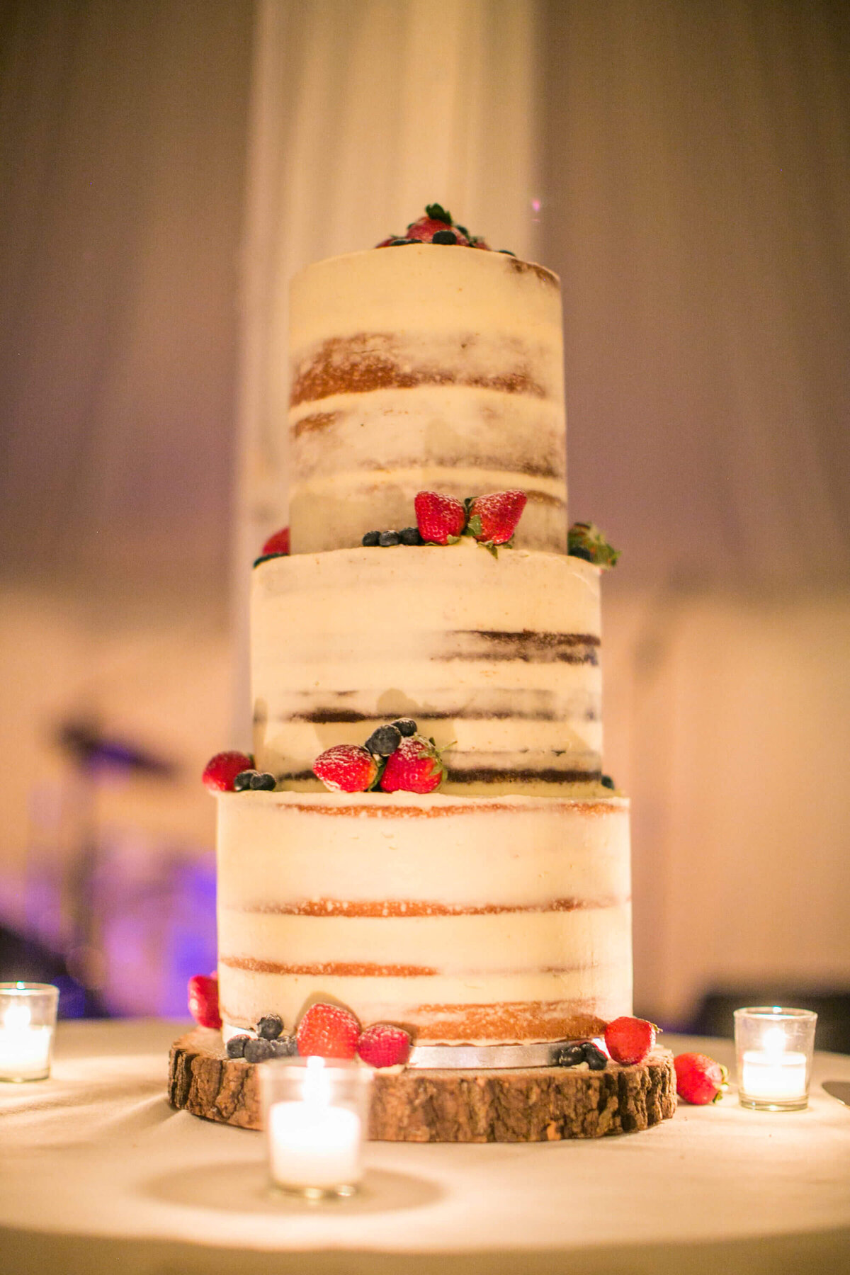 26 Wedding Cake 