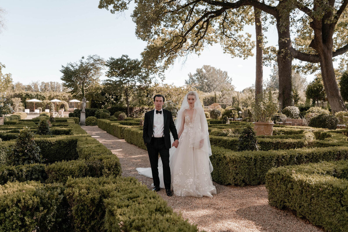 Flora_And_Grace_Provence_Domaine_De_Chalamon_Editorial_Wedding_Film_Photographer-1458