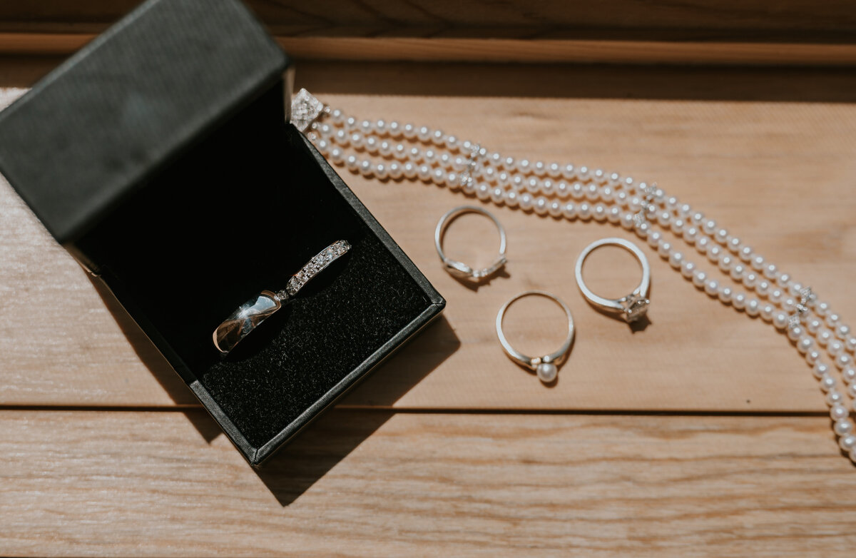 Wedding, elopement, detail, shots of jewelry and wedding rings in Cody Wyoming