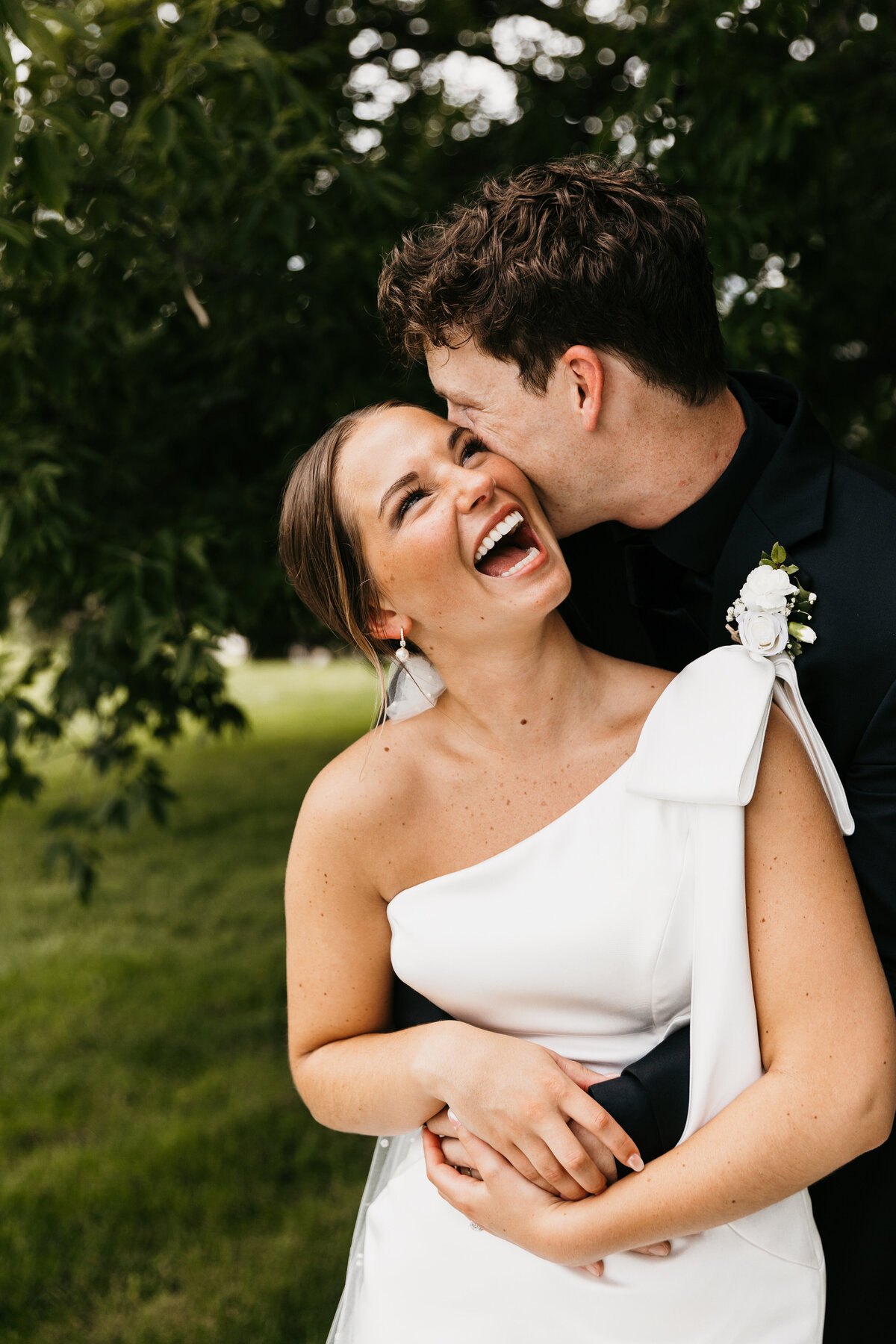 Aaron + Tessa_Sneak Gallery-43