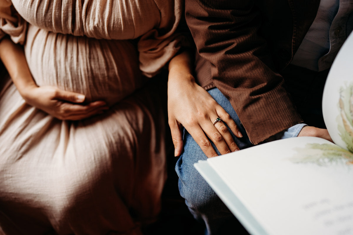 in-home-lifestyle-maternity-portland-oregon-natalie-broders-28