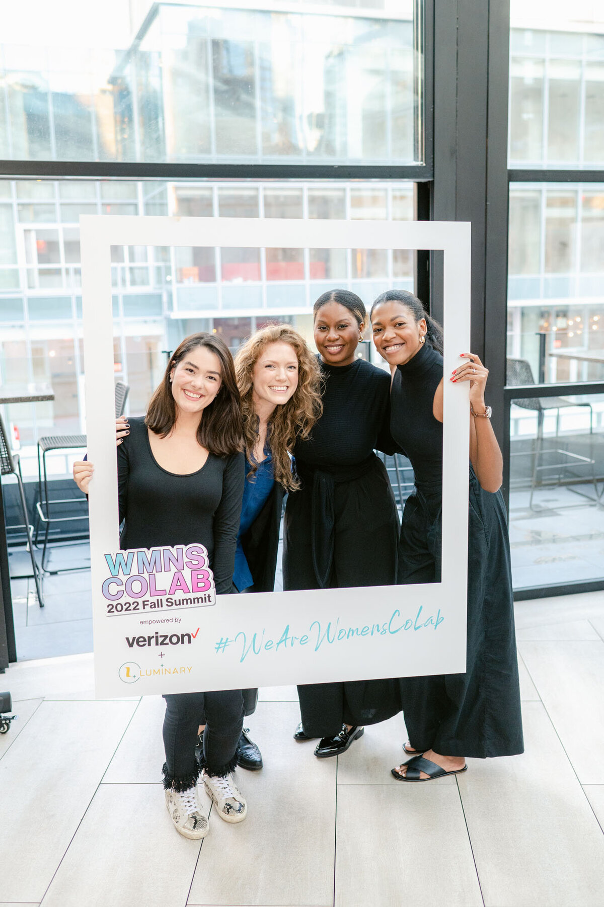verizon-womens-colab-luminary-nyc-attendees-mingling183