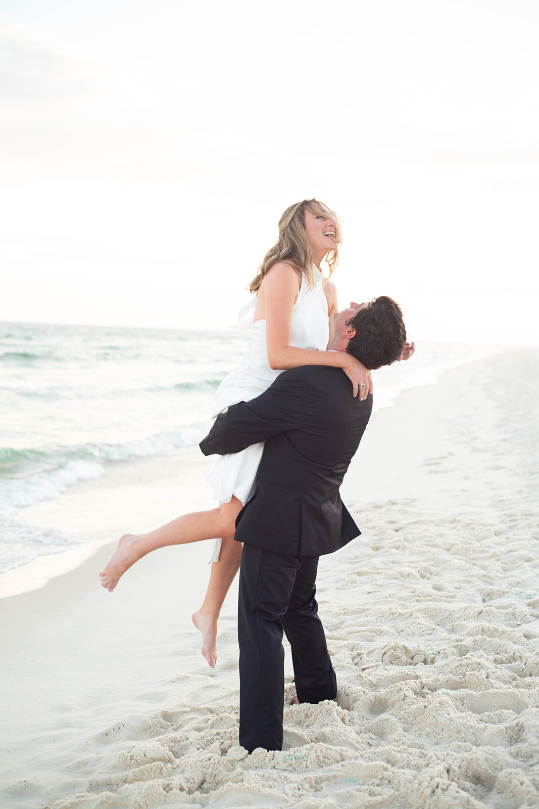 Destination-Wedding-Beach-Kiser-Images82