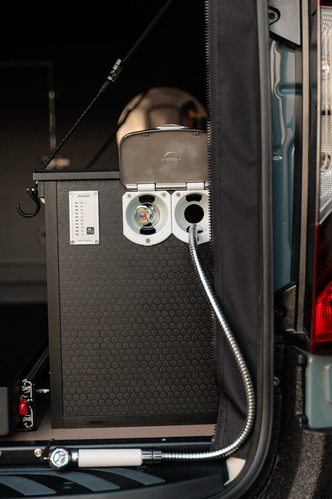 4_PawPrintsPitStops250918_BMV_SlowFastcreative_0894