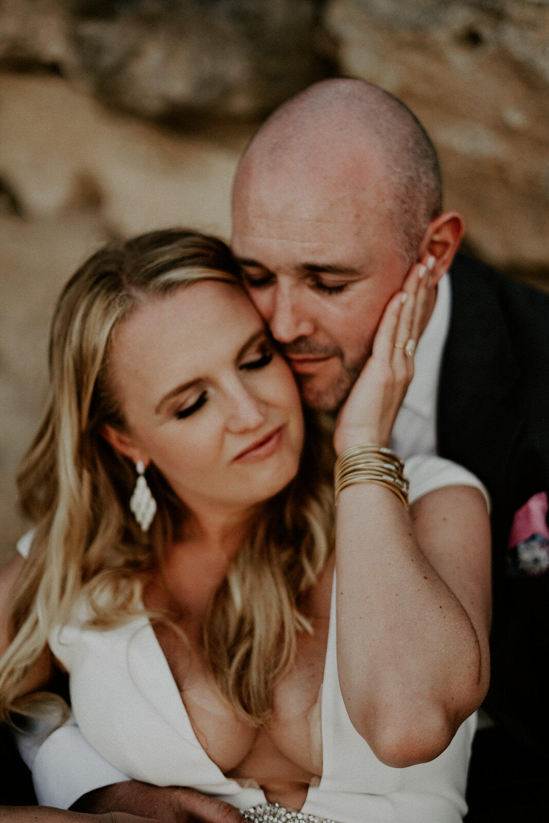 thewanderingb-oahu-waikiki-hawaii-adventure-elopement-photographer-42