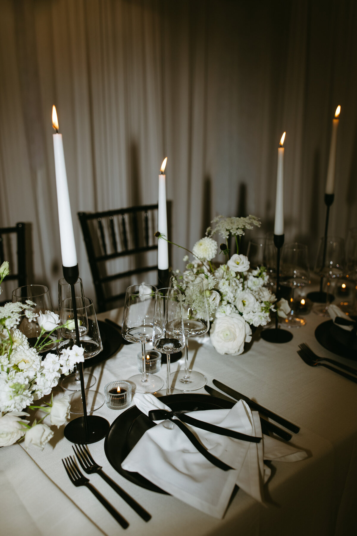 Sibley Events and Design - black and white tablescape
