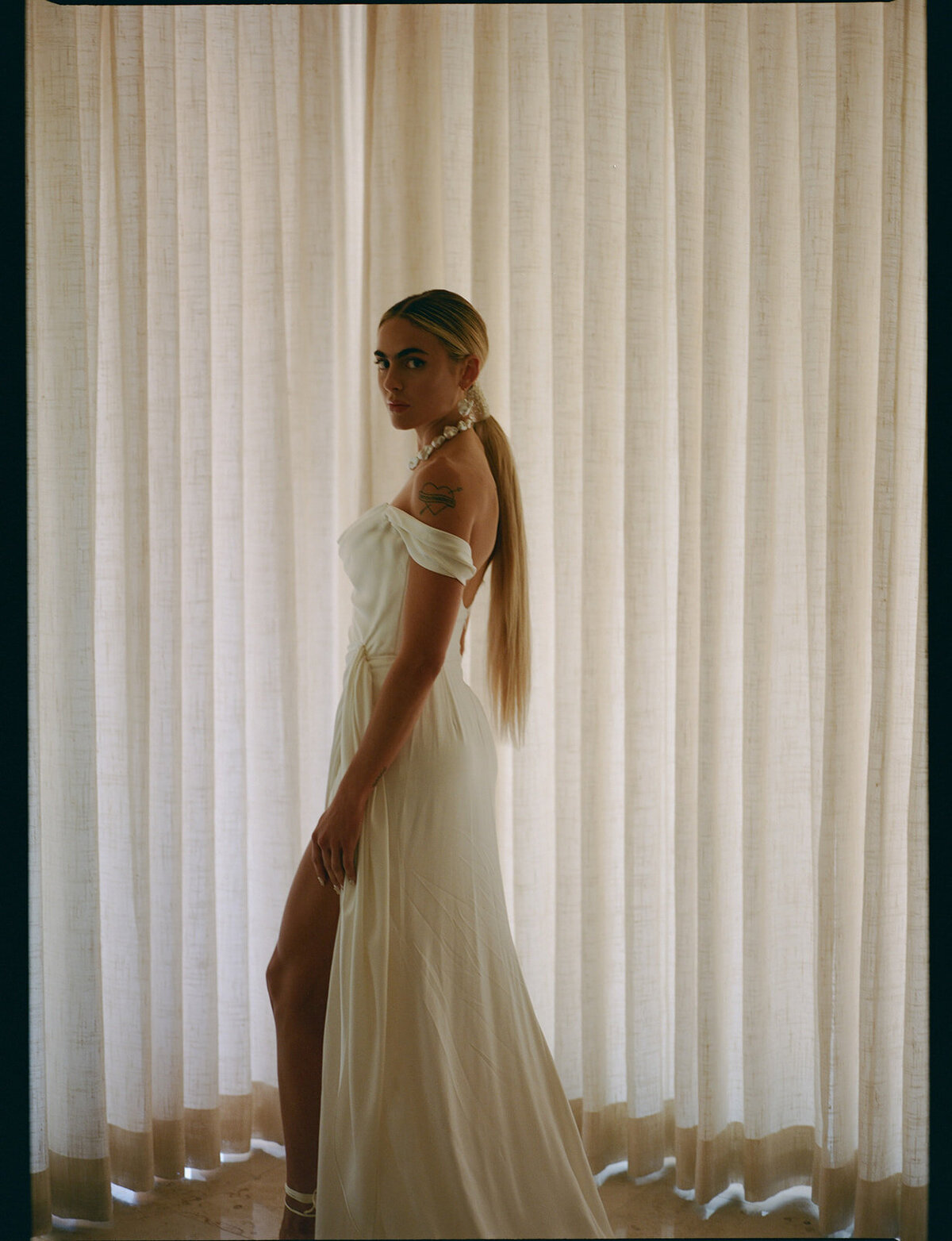Cierra_Roman_Dos_Pueblos_Orchid_Farm_Santa_Barbara_Sophie_Berard_Photography_film-244