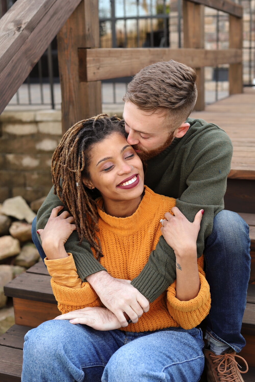 coffee-shop-engagement-photos_230