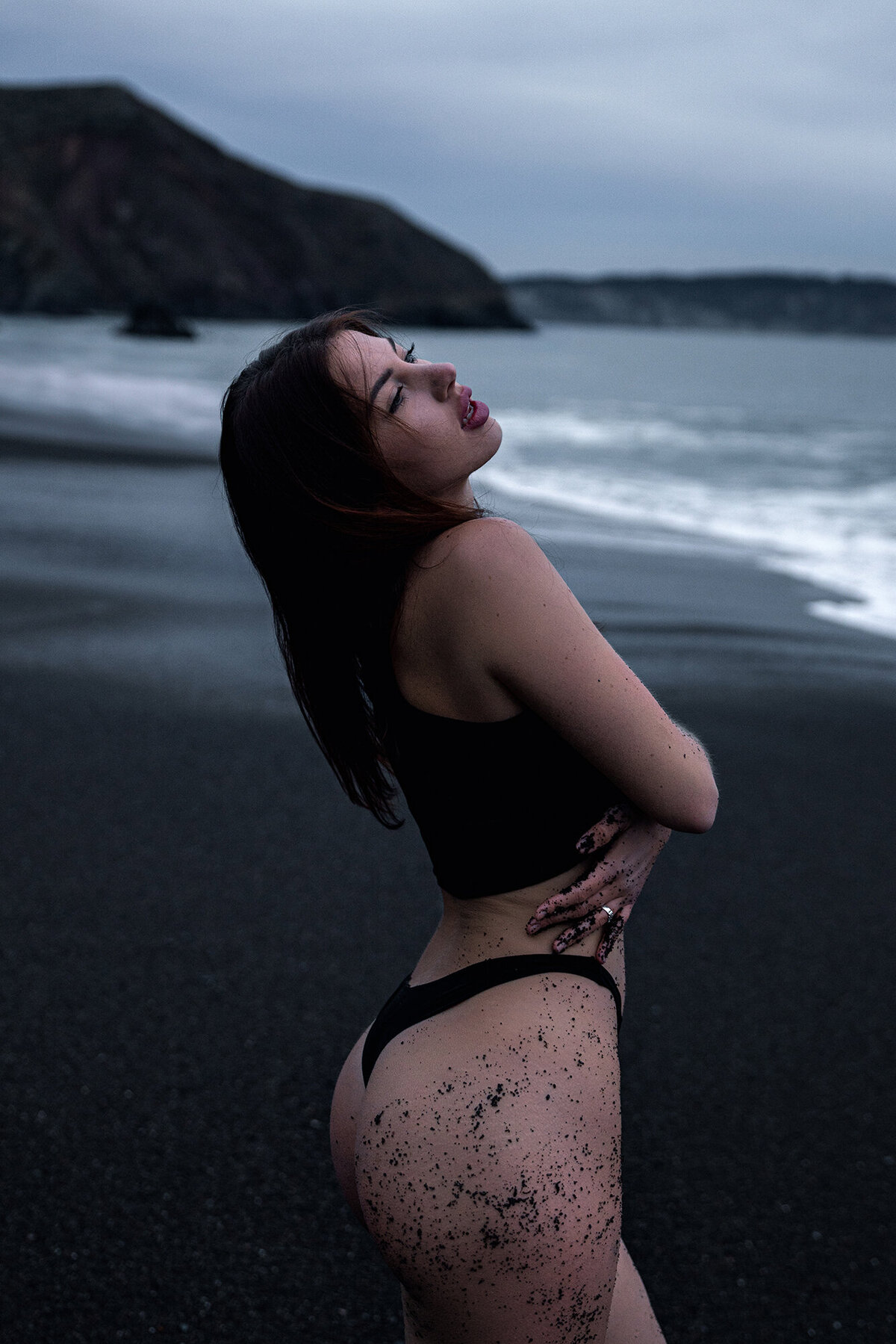 black-sand-beach-bayarea