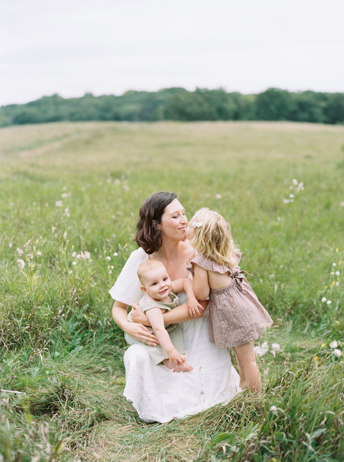 Lake Country family photographer Sokn Family-74