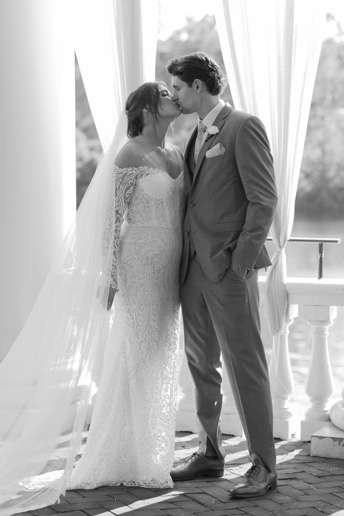 water-works-cescaphe-philadelphia-wedding-31