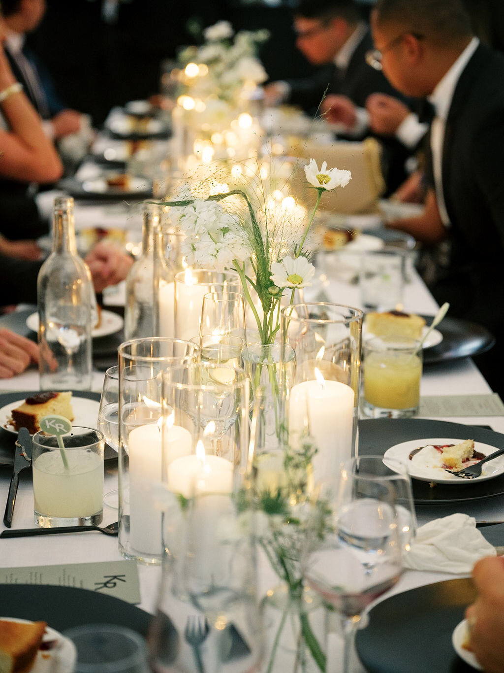candlelight-wedding-reception