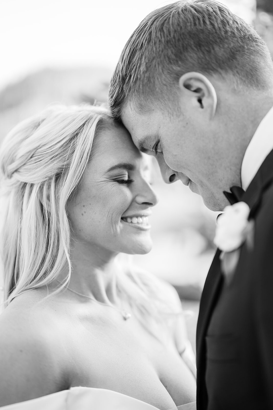stein-eriksen-lodge-july-summer-park-city-mountain-wedding-pepper-nix-2212-1785bw