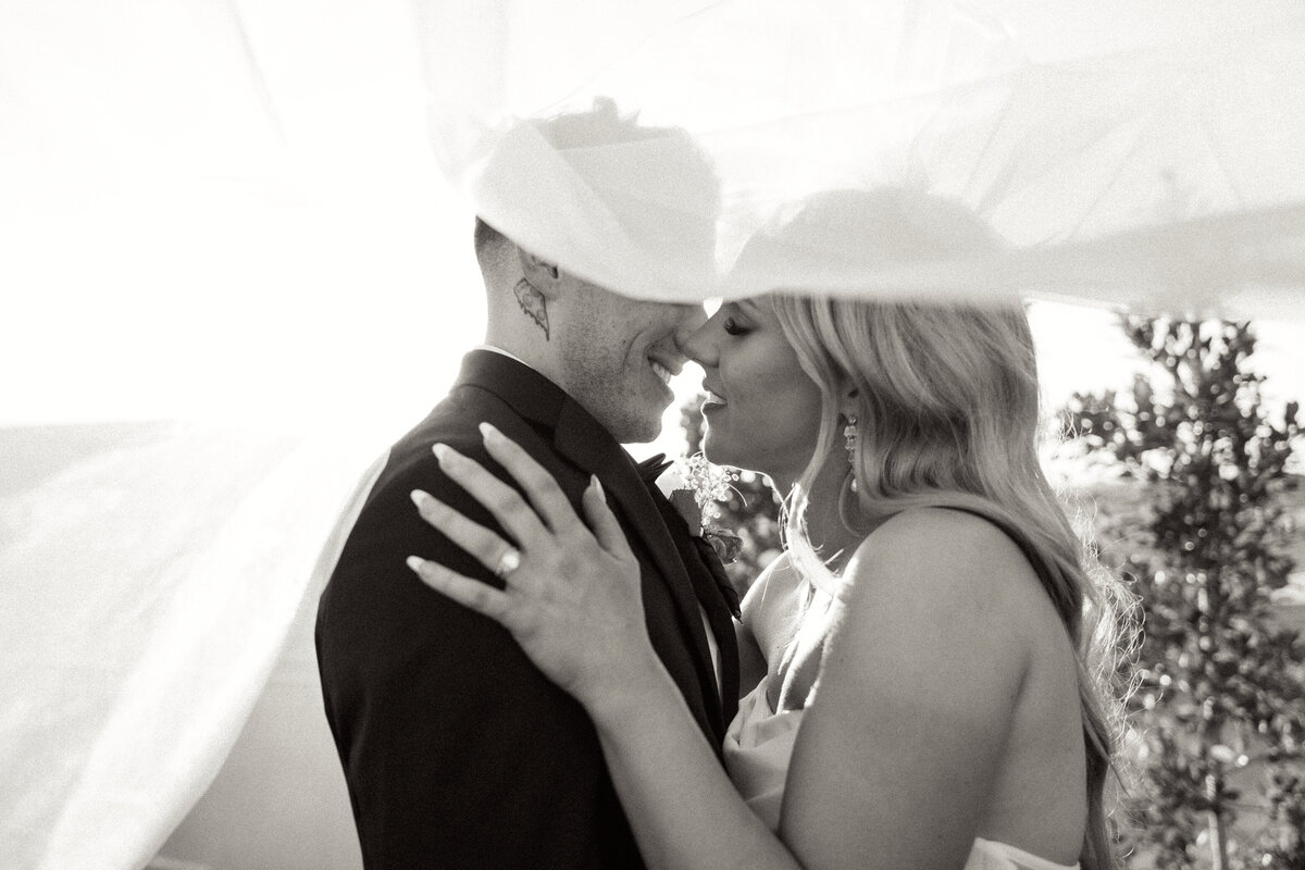 HARRIAGA_emily&ryan_bridals-101
